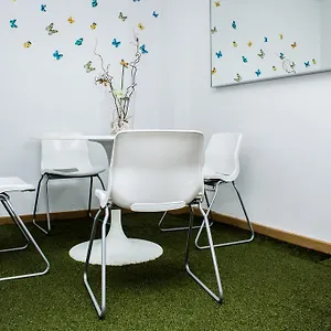 https://cool-chic-hostel.topbarcelonahotels.com